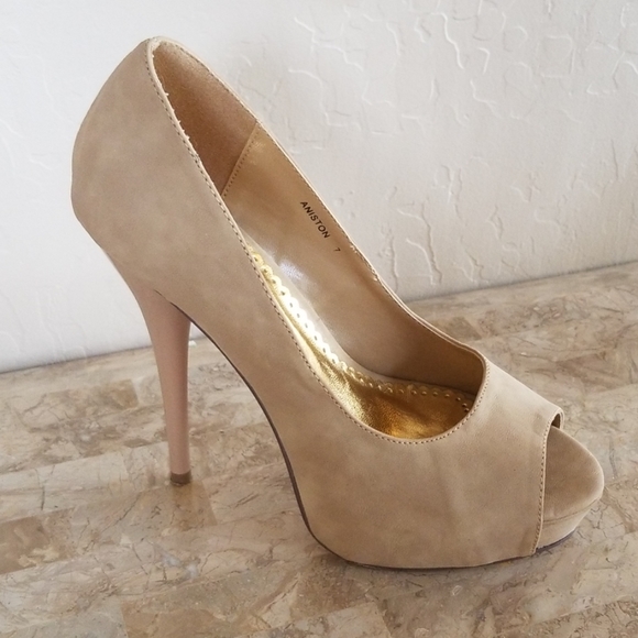Nude Suedeskin Heels - Picture 1 of 6